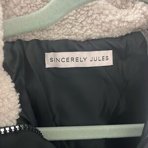 Sincerely Jules Black and Tan Bomber/Winter Coat - Size L